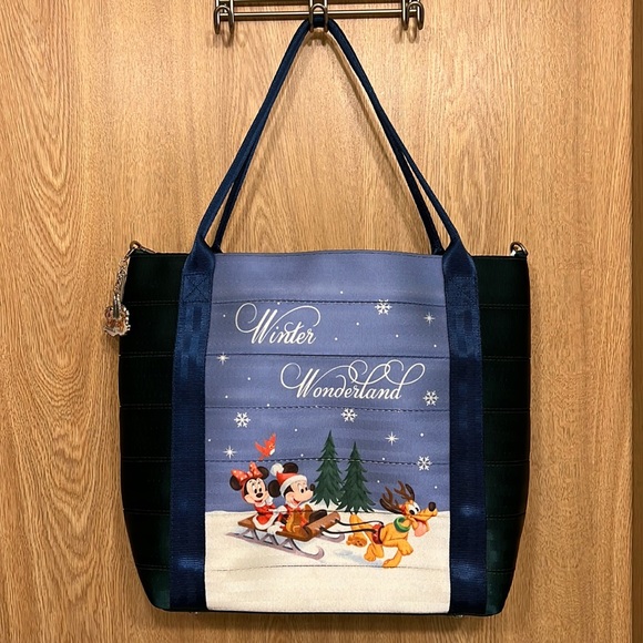 Harvey’s Winter Wonderland Poster Tote - Picture 1 of 9